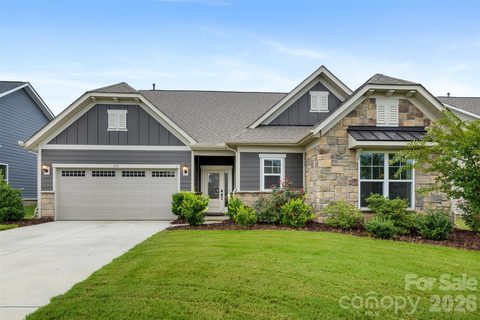 618 Hinterland Lane pending home in Southstone, Matthews, NC