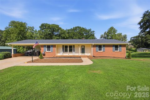 1002 Brookhaven Drive active home in River Bend, Shelby, NC