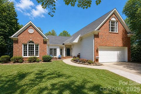 5508 Tullamore Lane active home in Highland Creek, Charlotte, NC