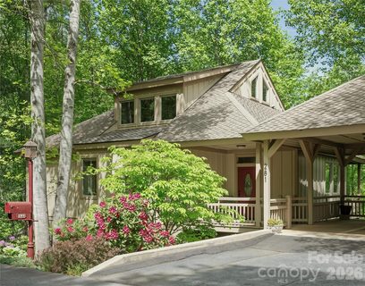 281 Bob White Loop pending home in Quail Ridge Villas, Waynesville, NC
