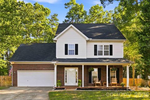 4408 Chatterleigh Drive pending home in Hamilton Place, Monroe, NC
