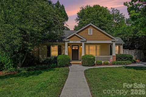 2230 Lockhart Drive pending home in Dilworth, Charlotte, NC
