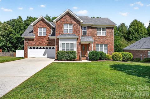 4700 Lenden Hall Court active home in Cambridge Estates, Gastonia, NC