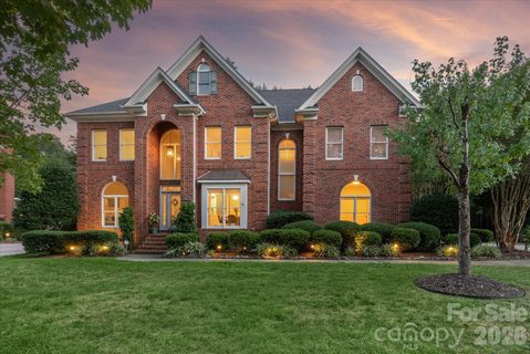 6605 Saunton Court active home in Providence Country Club, Charlotte, NC