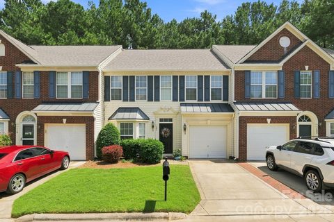 121 Kase Court active home in Talbert Townes, Mooresville, NC