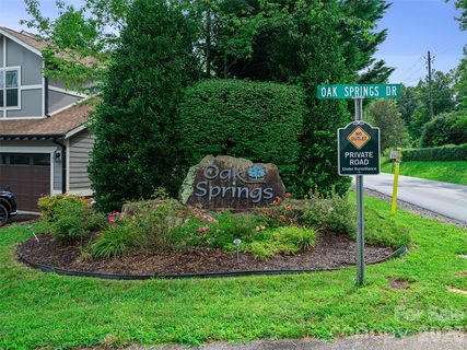 Homes in Oak Springs, Arden