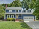 13736 Strathaven Drive sold home in Matthews, SC