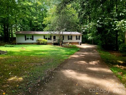 Homes in Forest Acres, Statesville