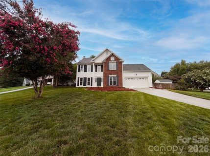 3737 Winterberry Court active home in Weddington Woods, Concord, NC