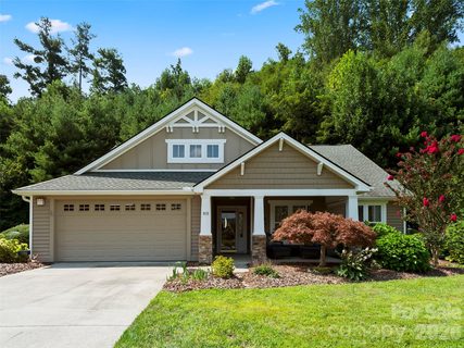 196 Snowy Egret Way pending townhome in Wolfpen, Hendersonville, NC