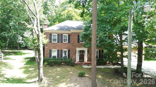 4002 Trehurst Court active home in Wellington, Charlotte, NC