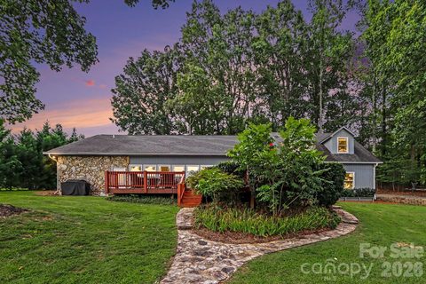 208 Stonemarker Road sold home in Crescent Land & Timber, Mooresville, NC