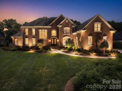 8801 Man Of War Drive pending home in Providence Downs, Waxhaw, NC
