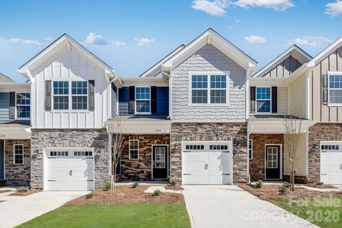 708 Sparano Loop active townhome in Cannon Village, York, SC