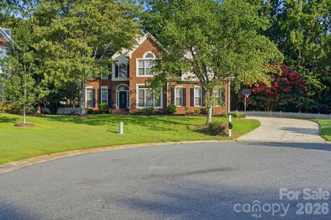 Homes in Providence Hills, Matthews