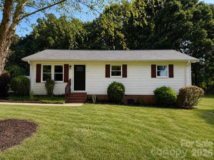 5241 Short Cut Lane pending home in Indian Trail Park, Indian Trail, NC
