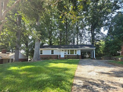 733 Crestwood Avenue active home in Fern Forest, Gastonia, NC