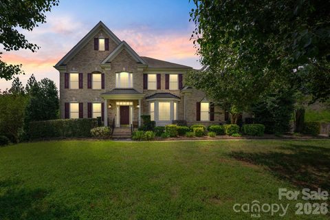 5233 Firebrick Lane pending home in Hearthwood, Concord, NC