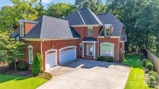 4995 Rea Road active home in Cottonwood, Charlotte, NC