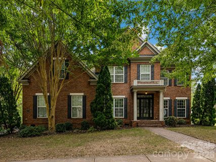 11203 Warfield Avenue active home in Vermillion, Huntersville, NC