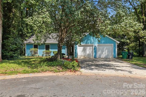 5810 Ness Court active home in McGregor Downs, Charlotte, NC