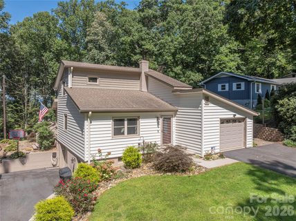 115 Hazelview Drive pending home in Town Of Waynesville, Waynesville, NC