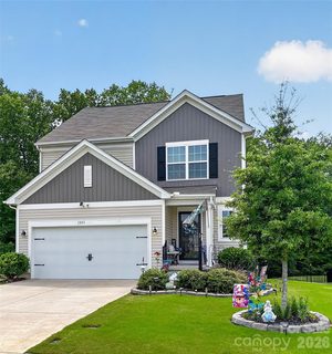 Homes in Brookfield, Clover