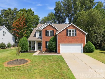 9716 Southampton Commons Drive pending home in Southampton, Charlotte, NC
