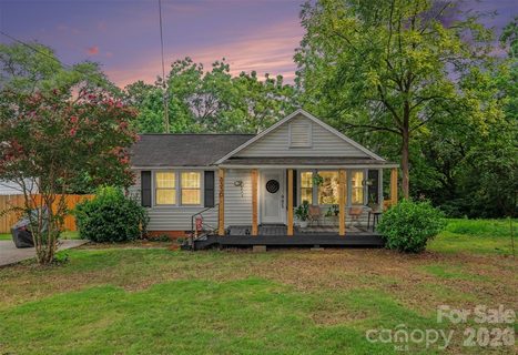 3330 Benard Avenue active home in The Arts District, Charlotte, NC