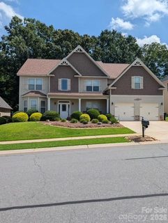 119 Cole Drive pending home in Oaks On Main, Mooresville, NC
