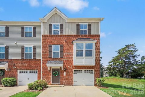 2662 Grantham Place Drive