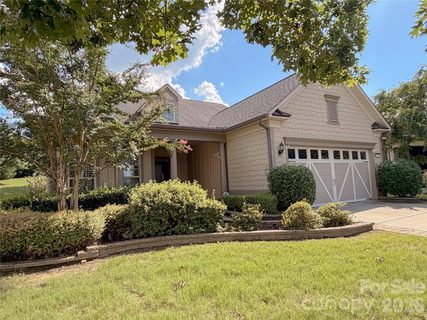 313 Harvest Valley Lane pending home in Carolina Orchards, Fort Mill, SC