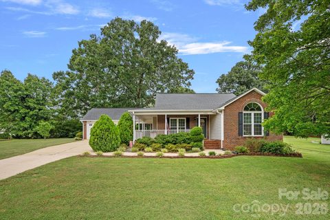 Homes in Oakdale, Charlotte