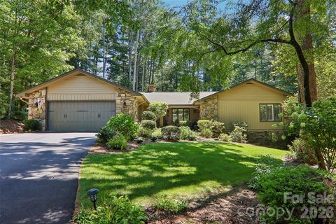 133 Larchmont Drive pending home in Tamarac, Hendersonville, NC