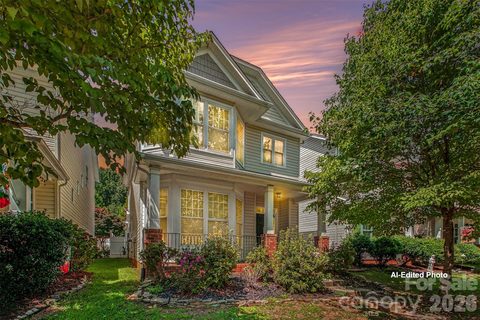 Homes in Oakhurst, Cornelius