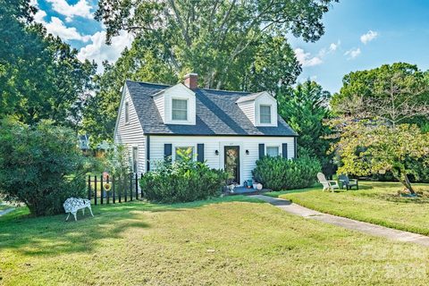 627 N 6th Street pending home in Forest Hills, Albemarle, NC