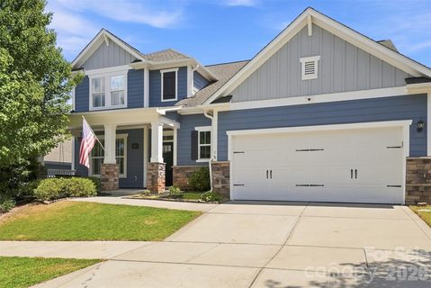 806 Pace Court pending home in Massey, Fort Mill, SC