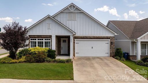 4526 Stellata Loop active home in Magnolia Cove, Sherrills Ford, NC