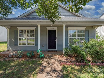 2710 Blackberry Ridge Lane active home in Mulberry Pond, Charlotte, NC
