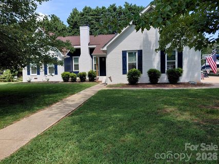 106 Webbed Foot Road active home in Mallard Head, Mooresville, NC