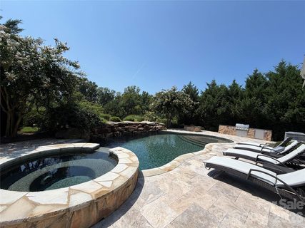 120 Eagles Landing Drive pending home in Trillium, Mooresville, NC