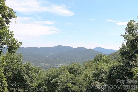 310 High Cliff Drive active lot in Spring Valley, Waynesville, NC