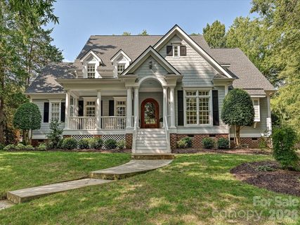 8902 Summer Club Road pending home in Highgrove, Charlotte, NC