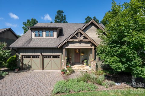 15 Stills Creek Loop active home in Southcliff, Fairview, NC