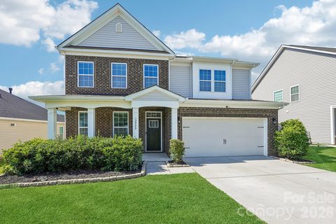 12908 Franklin Square Road active home in Stafford, Charlotte, NC