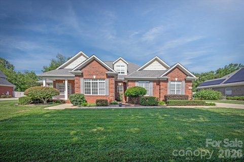 1913 Windmere Drive pending home in Windmere, Monroe, NC