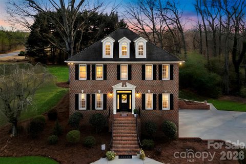 503 Bridgestone Court active home in Bridgestone Estates, Gastonia, NC