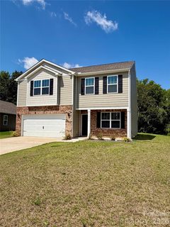 350 Brinkley Drive active home in Brinkley Ridge, Kings Mountain, NC