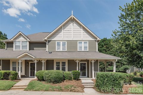 2744 Von Thuringer Court active townhome in Thuringer Court, Charlotte, NC