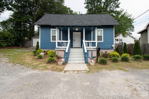 1208 Phillips Court active home in Firestone Textiles Inc, Gastonia, NC